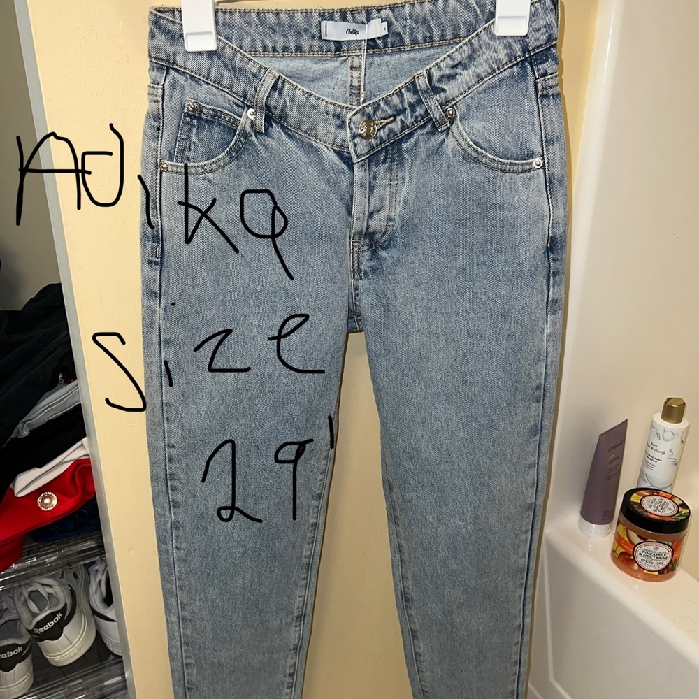 ADIKA jeans